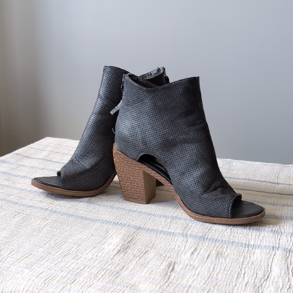 Maurices Gray Heeled Boots with Slouchy Ankle Design